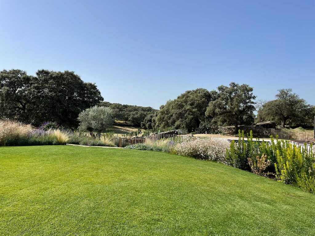 finca sierra de san vicente jardines casa de campo