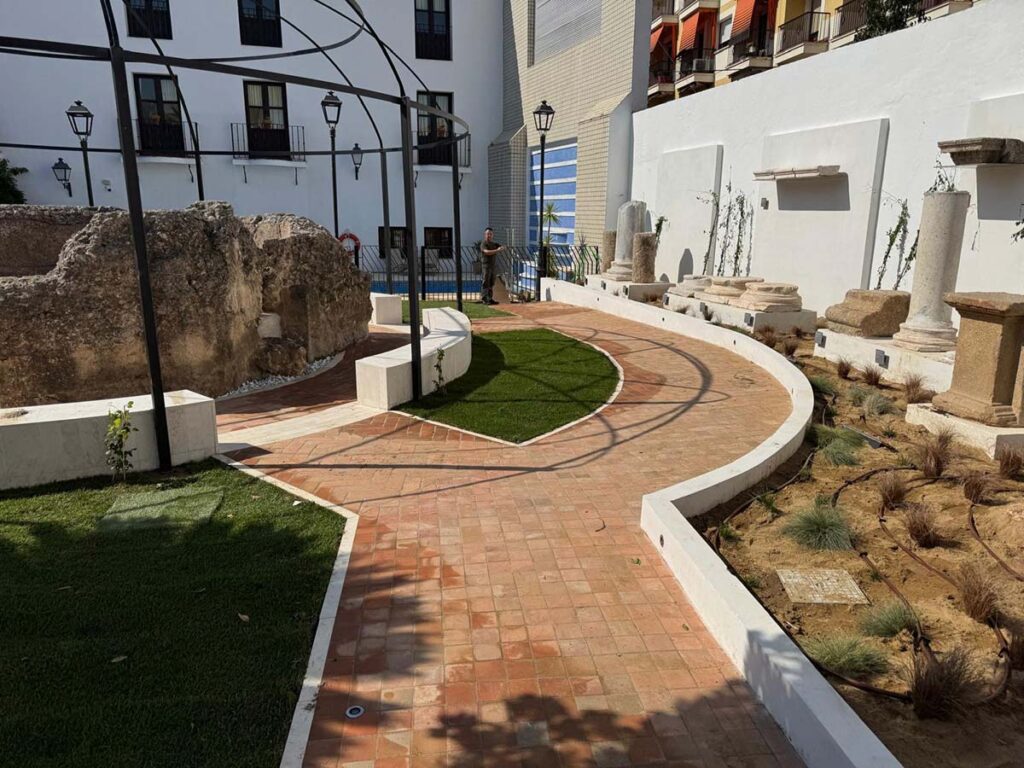 jardin mediterraneo comunitario en merida