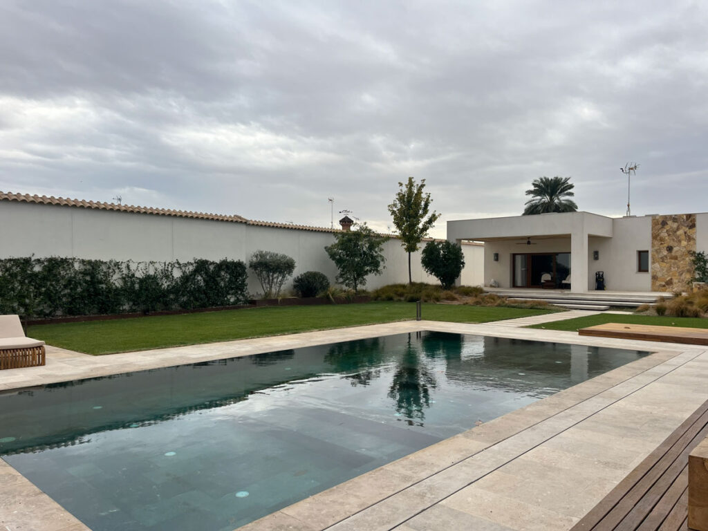 jardin urbano calera y chozas