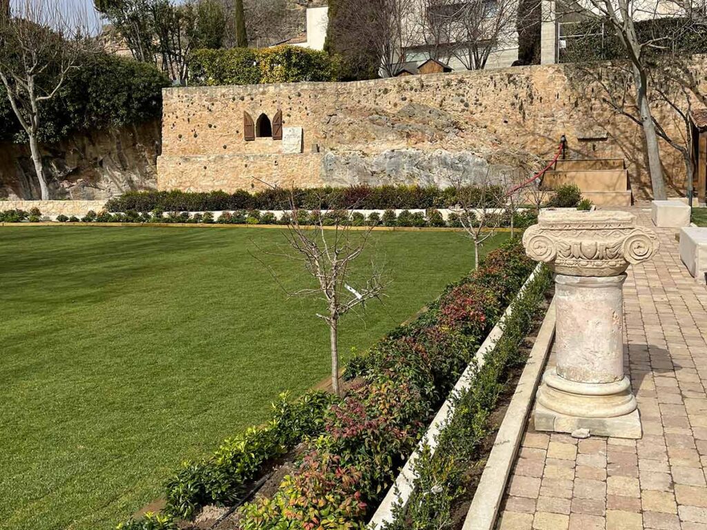 proyecto ajardinamiento con muralla en segovia